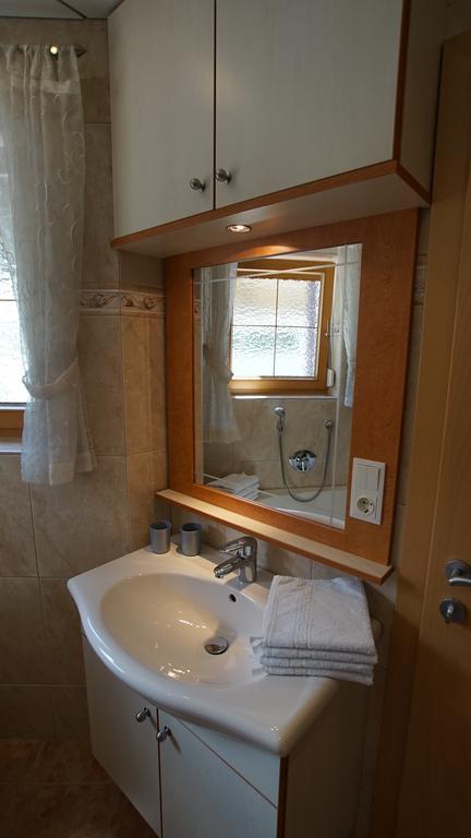 Haus Andrea Schiestl Villa Zell am Ziller Ruang foto