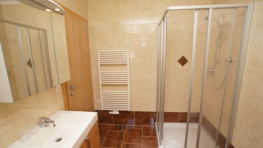 Haus Andrea Schiestl Villa Zell am Ziller Ruang foto