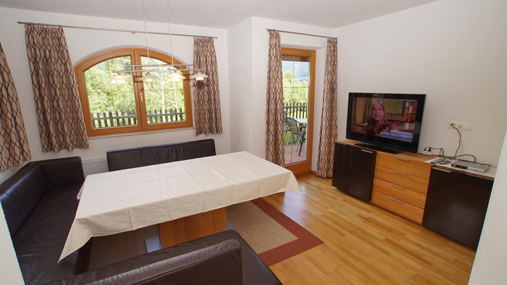 Haus Andrea Schiestl Villa Zell am Ziller Ruang foto